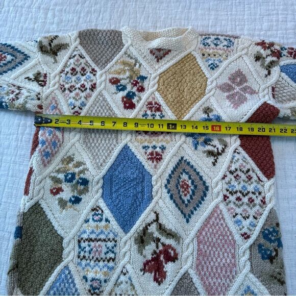 Laura Ashley 90’s Patchwork Chunky Sweater Small 100% Wool Cottage Core Whimsy - Picture 5 of 9